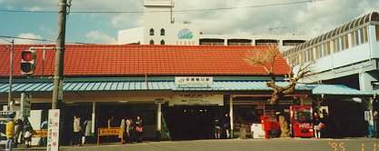 ���[����w